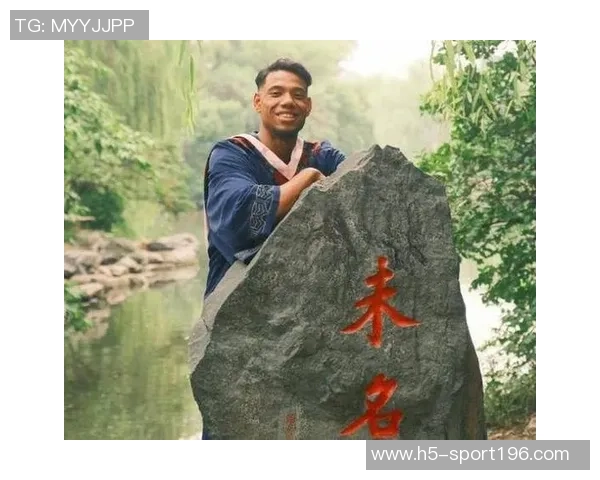 同曦官博庆祝祝铭震29岁生日并宣布今夏续约顶薪计划